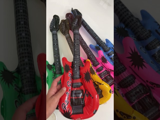 Vídeo relacionado con Bheddi Instrumentos Hinchable 22 Pcs, Inflable Guitarra Micrófono Saxofón Música Prop para Fiesta, Accesorios de Instrumentos Musicales Divertidos para Favores de Fiesta de Cumpleaños