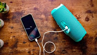 This is the most useless Bluetooth speaker feature in 2025...