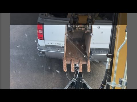 2016 Chevrolet Silverado 2500 HD LTZ Duramax Diesel Z71 Towing a Mini Excavator!!!!