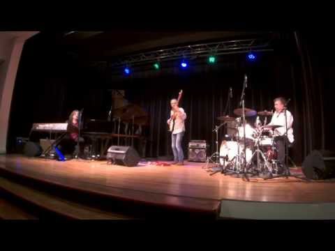 Thierry Eliez Trio - Concert à St. Lubin des Joncherêts le 07/03/15