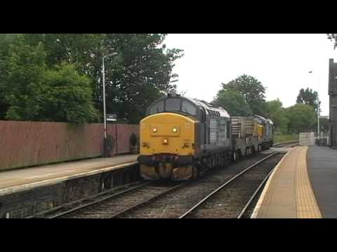 37682 Top'n'Tail 37688 6C52 Heysham - Sellafield flasks 22nd June 2011