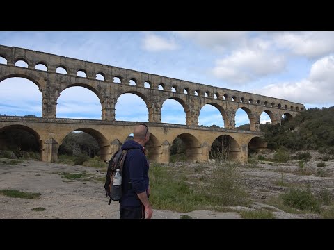 Randonnée Gard : Le Pont Du Gard et les Tunnels de Sernhac