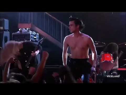 Ace Ventura - Cannibal Corpse deleted scene/ Hammer Smashed Face