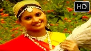 Download lagu Oru Poo Thannal | Malayalam Mappila Album | Muthu Habeebi Monjathi | Thajudheen mp3