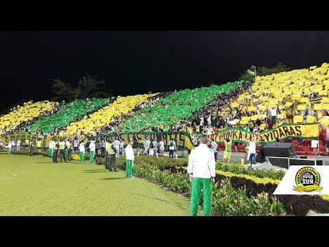 "LA FIESTA DE VUELTA A CASA, Salida + Himno, BUCARAMANGA vs. millonarios, FORTALEZA LEOPARDA SUR 2017" Barra: Fortaleza Leoparda Sur • Club: Atlético Bucaramanga