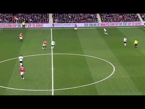 Michael Carrick vs Tottenham Hotspur - 15 Mar 2015