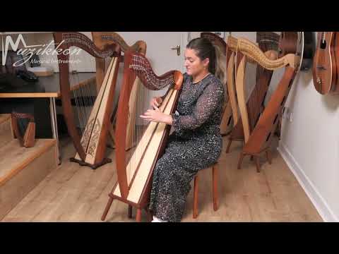 Muzikkon Claddagh Harp 28 Strings Mahogany