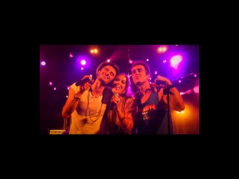 Strombers - Resumen DVD "10 años de fiesta ilegal"
