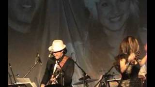 La Vida es un Carnaval live by Los Homeless