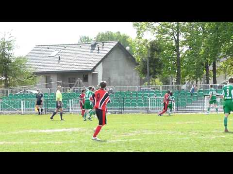 Sokół II - MKS Kutno 1-1 2011-05-08.MOV