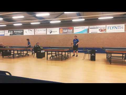 Tafeltennis Marius Moll vs Henk van Gijzen, 5e kl H, 7-2-2020