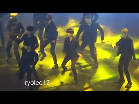 [FanCam] 20180901 WannaOne - Day by Day The World Manila