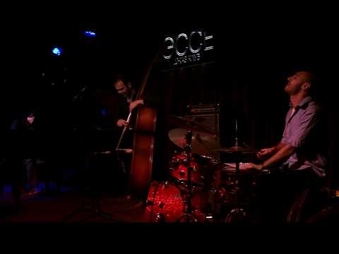 Ehud Ettun Trio - a Night in Tunisia (Gillespie) (2018)