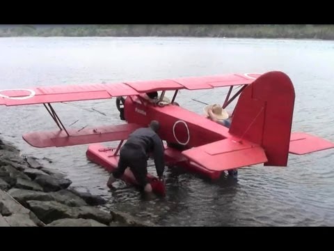 超巨大ラジコン赤とんぼの離陸事故１　RC super giant seaplane "Red dragonfly" failed to take off 1