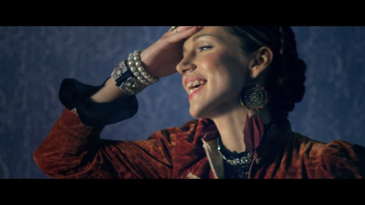 ZUZANA SMATANOVÁ - Miluj ma alebo odíď [OFFICIAL]