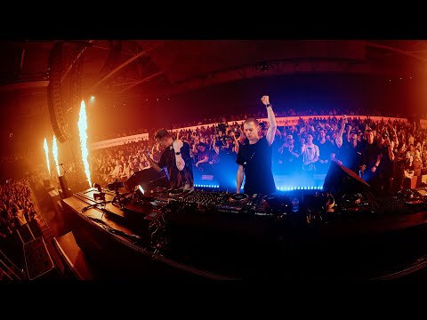 Armin van Buuren & Adam Beyer vs D-Shake - Techno Trance (Live at ASOT Rotterdam 2025)