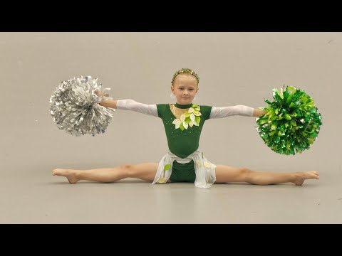 Majorettes *LILLYANE Borohradek* - solo pom, Mažoretky / Hradec Kralove 2025