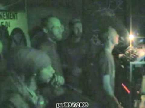 SELAH SOUNDSYSTEM ft fullanny & ayya - fire is to hot (lyrical chanters pt3) @ R-dam 04-04-2009