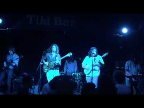 The Sun Machine - Drag City (Live @ Tiki Bar, Costa mesa)