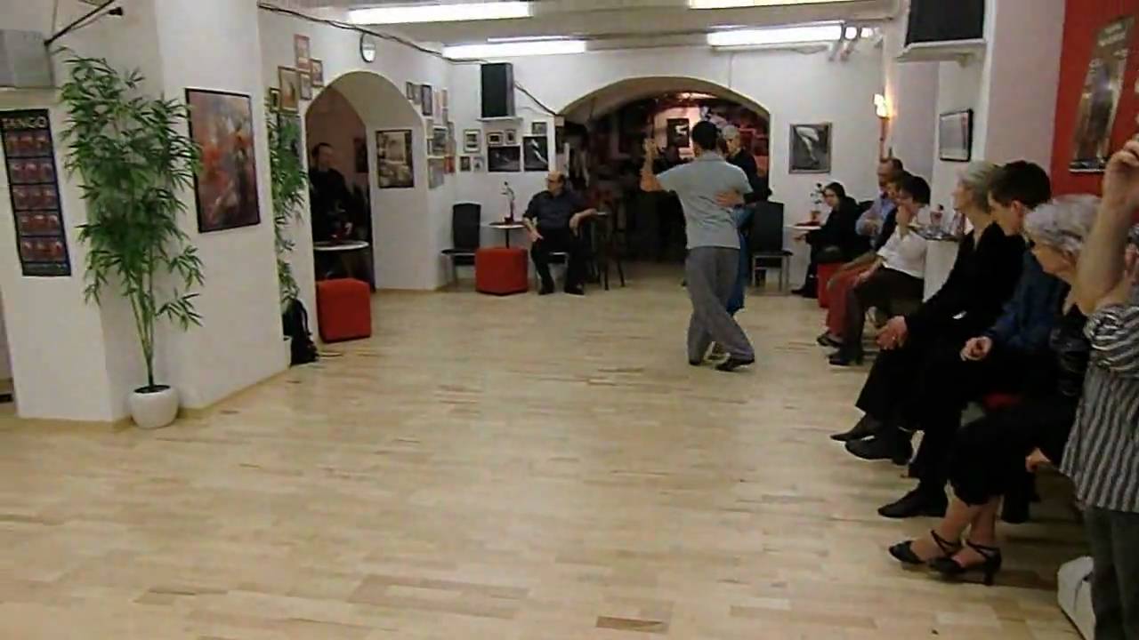 Mamie Sancy y Felipe (Pipe) Zarzar - Esquinas Portenas