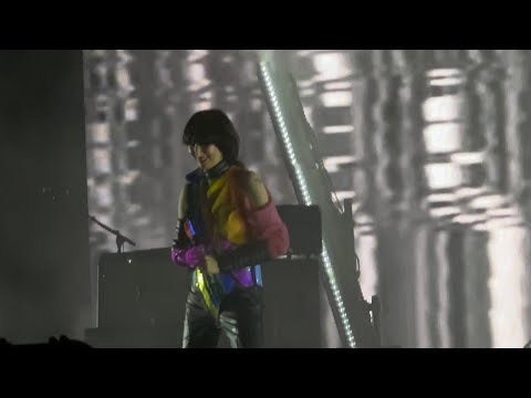“Zero” by Yeah Yeah Yeahs at Hollywood Bowl 10/06/22