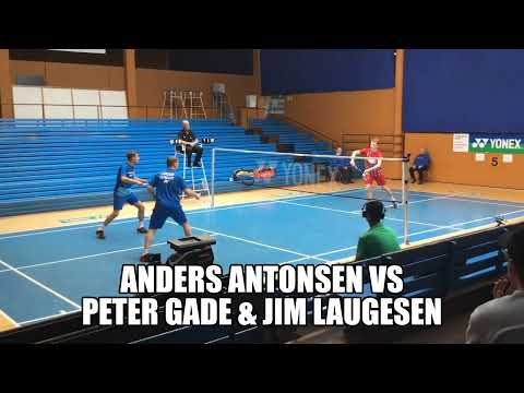 Anders Antonsen against double team Peter Gade and Jim Laugesen - a very unique badminton match