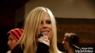 Avril Lavigne - Girlfriend (Português)