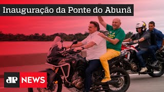 Em Rondônia, Bolsonaro dá carona de moto a dono da Havan