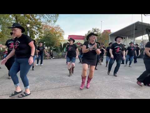 Line Dancing at the Grand Ole Opry 🤠✨ Honky Tonkin’ About by The Reklaws & Drake Milligan