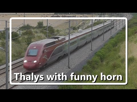 Thalys with funny horn passes at LGV Nord!