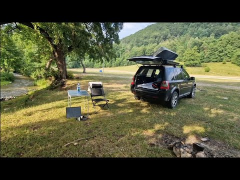 Unic în România! Camping GRATIS cu duşuri, toalete