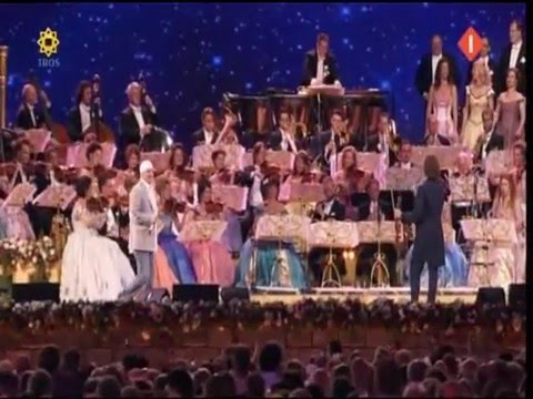 download lagu mp3 mp4 Viva Hollandia Andre Rieu, download lagu Viva Hollandia Andre Rieu gratis, unduh video klip Viva Hollandia Andre Rieu