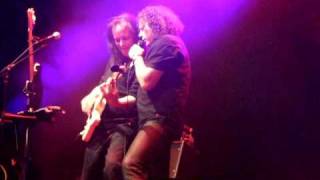 De Kast - ' Morgen wordt het beter '