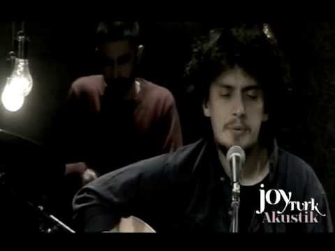 download lagu mp3 mp4 Bir Kk Eyll Meselesi, download lagu Bir Kk Eyll Meselesi gratis, unduh video klip Bir Kk Eyll Meselesi