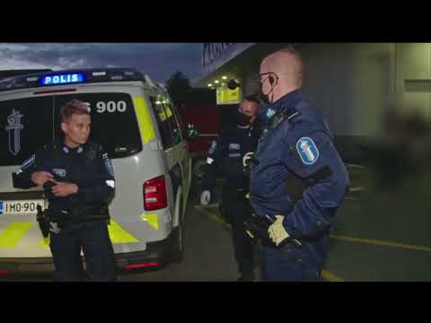 Poliisit KASVOIHIN PUUKOTUS Savonlinna