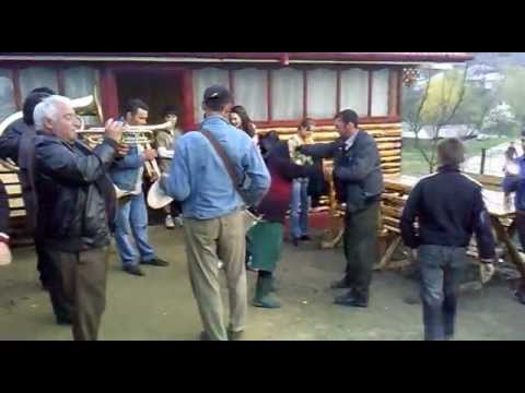 Animatoarea din Grumezoaia :))))