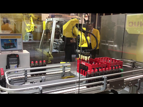 FANUC Robots handling bottles at interpack 2017