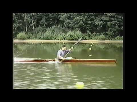 Der Bewegungsablauf im Rennkajak beim Fahren mit dem Wing paddel