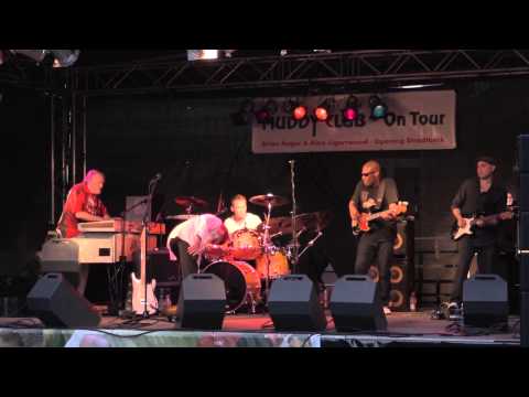 Brian Auger & Alex Ligertwood live at Muddys Club open air