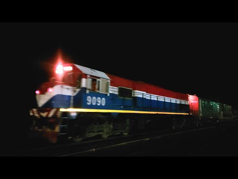 [4K] Tren cargado de NCA con la EMD GT-22CW 9090 pasando por Marcos Juárez!!!!!!