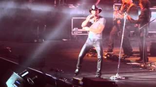 Tim McGraw - Unbroken - Live at C2C at O2 Arena London