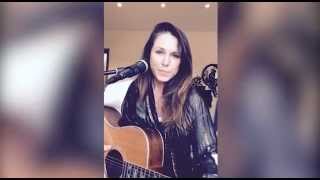 Sandi Thom - Earthquake (Live Acoustic Performance) - NEW SINGLE