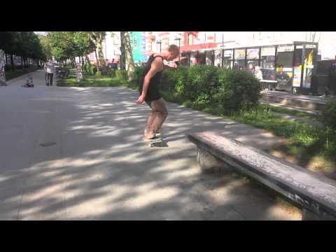 1 Atze 3 Lines - Valentin Ott