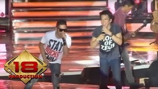 Download lagu KONSER ~ NOAH Feat Richi Five Minutes - Khayalan Tingkat Tinggi @Live Bekasi 20 Januari 2013 mp3