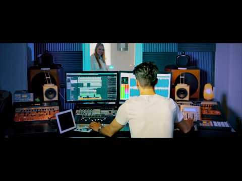 A3aan Drost - Als ze naar me kijkt (officiële Clip)