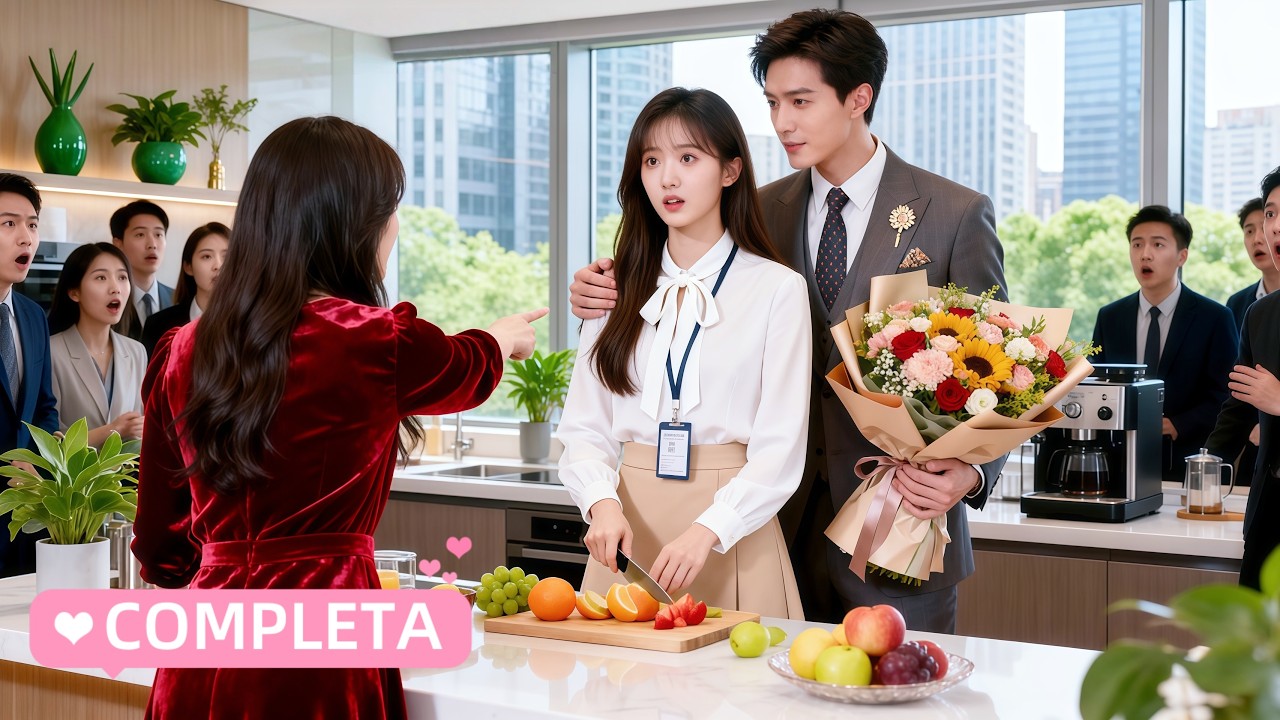 💗Todos excluem a nova estagiária. Quando o CEO aparece chamando-a de esposa, eles entram em pânico!