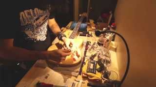 Video thumbnail for Installing two EMG 35DC on my bass by remi zik