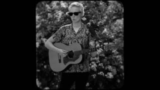 Mo Kenney - Cat's Not A Cake