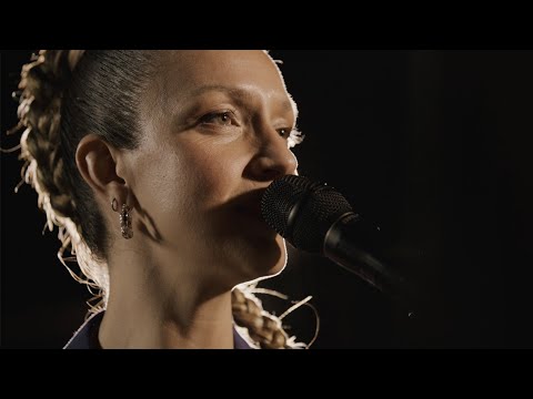 Natascha Rogers - See (Live)
