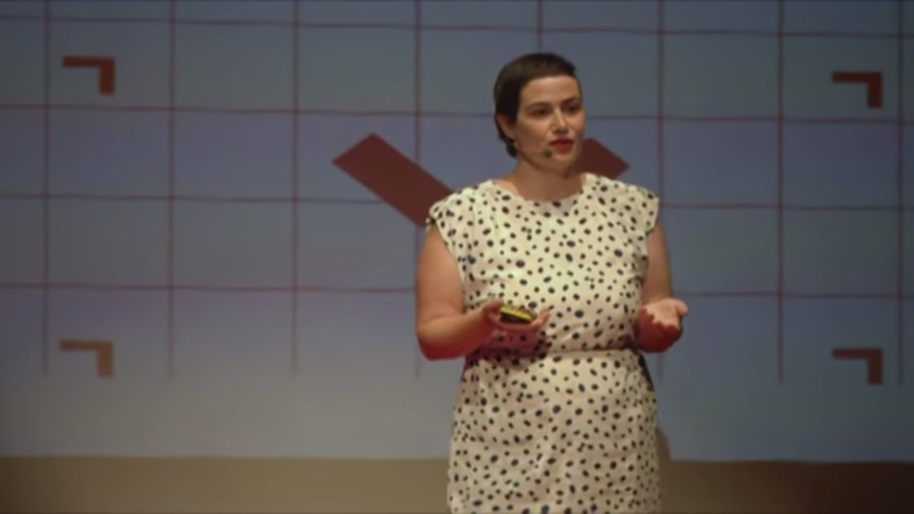 Super-Heróis, Envelhecimento e Design | Susana António | TEDxAveiro